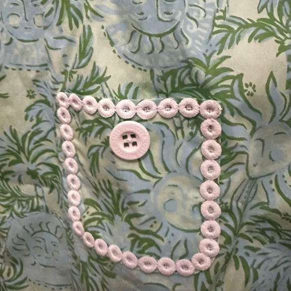 Preppy Chic Lilly Pulitzer romper. Worn 2x on trend vintage vibe. Fab trim Sz 10 - Picture 3 of 5